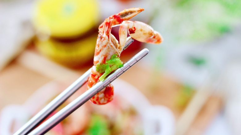 酱爆夹板虾,一次2斤不够吃，这个季节多吃一些，滋补又营养哟。