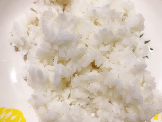 咖喱煎米饼,准备好剩米饭