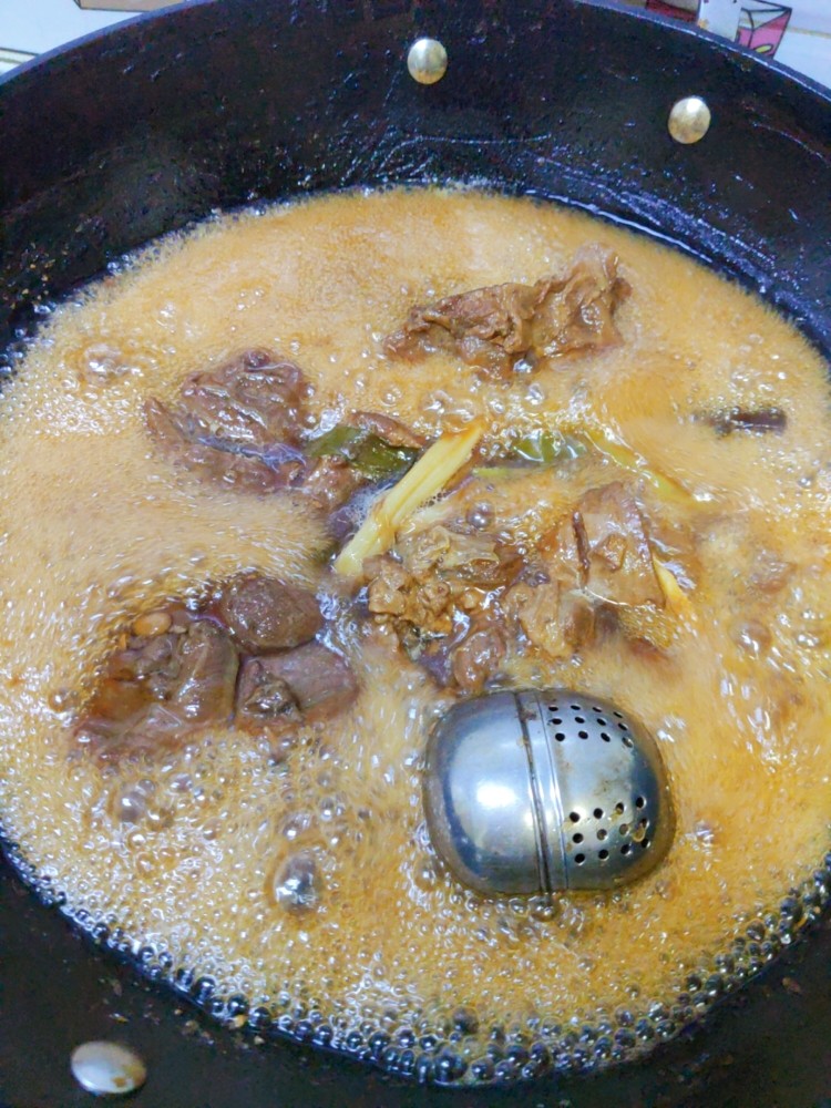 家庭版-酱牛肉,高压锅压好以后，用明火收汤