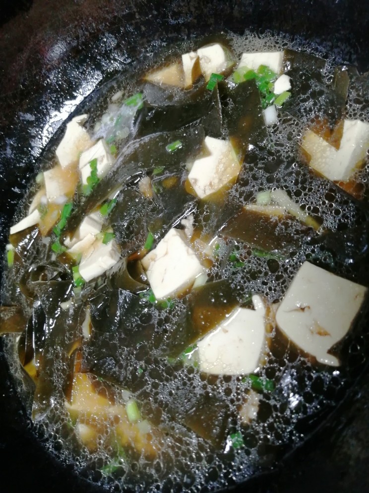 海带豆腐汤,熄火准备盛出