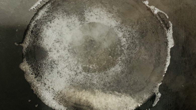 麻薯欧包(保证Q糯),锅洗净倒入内陷用的水的份量。