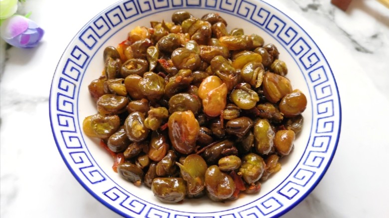 油炸蚕豆,随时都可以吃。