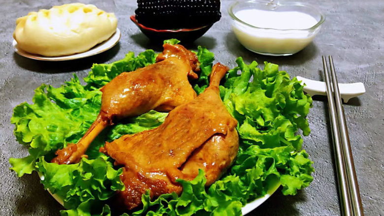 红烧鸭肉,鸭腿的营养丰富事宜身体进补食用