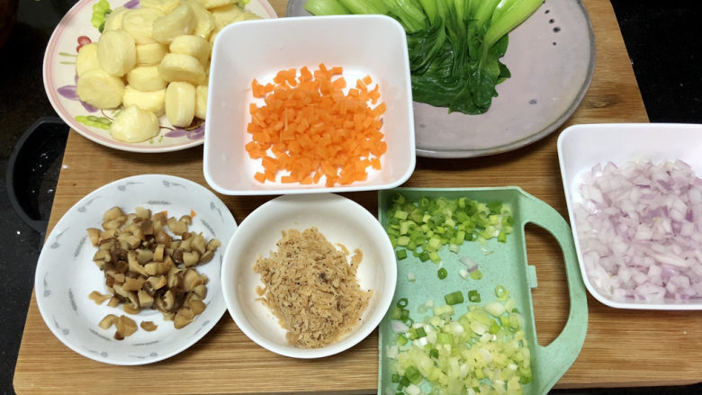 脆皮日本豆腐➕ 莺啭皇州春色阑,全部食材准备好