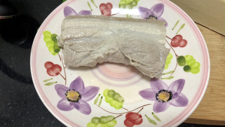 干锅千叶豆腐➕ 黄鸡啄黍秋正肥,捞出，放入冰箱冷冻