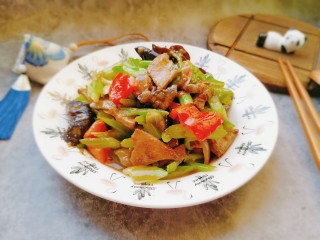 芹菜炒猪肝,一盘鲜嫩爽爽滑，美味诱人的芹菜炒猪肝完成。