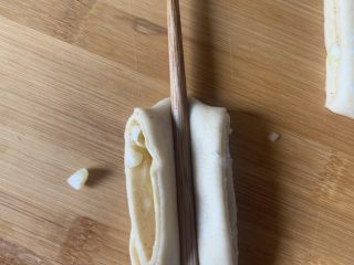 香肠馒头卷,筷子压压