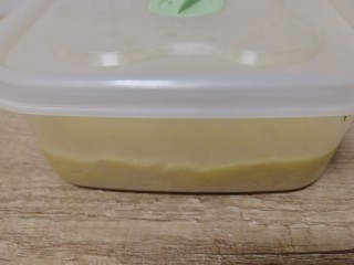 豌豆糕,密封冰箱冷藏4个小时。