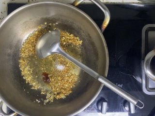 蒜蓉粉丝蒸金针菇,1小勺食盐