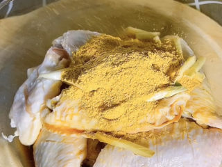 薯片鸡翅,重点是这个新奥尔良腌料，它可以让你省去其他调味的步骤