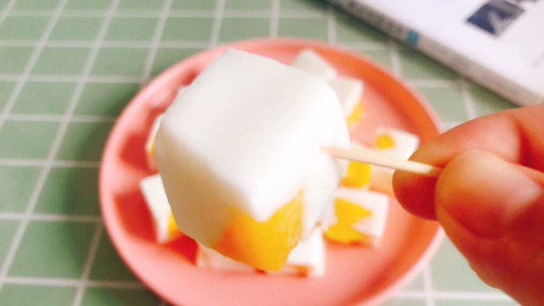 芒果🥭牛奶果冻,Q弹滑嫩，很好吃😋