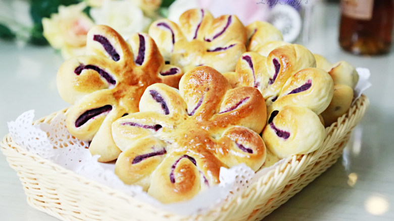 南瓜紫薯包,成品1
