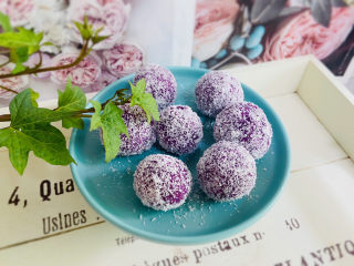 紫薯椰蓉球,紫薯椰蓉球非常适合下午茶哦！