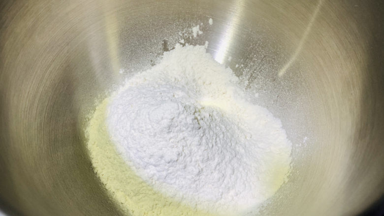 一次发酵的排包,准备300克面粉