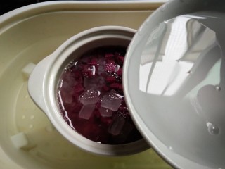 紫薯银耳粥,适量的清水