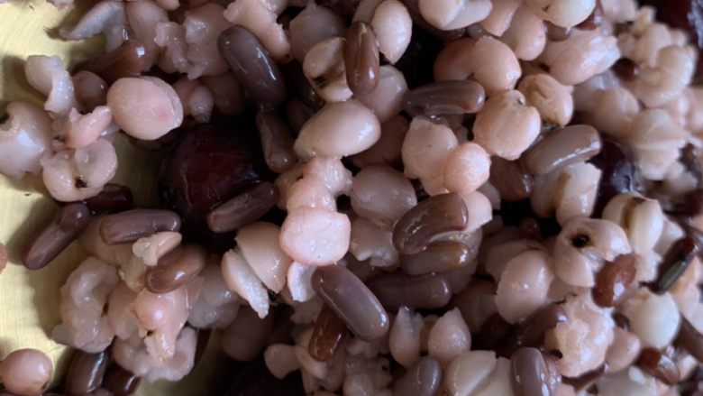 红豆薏米糊,煮