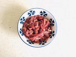 冬瓜薏米汤,搅拌均匀，腌制入味