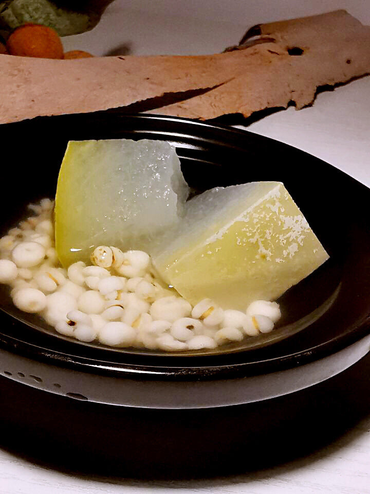 冬瓜炖薏米芡实汤,成品图