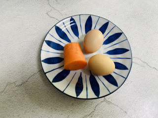 西兰花炒鸡蛋,鸡蛋、胡萝卜