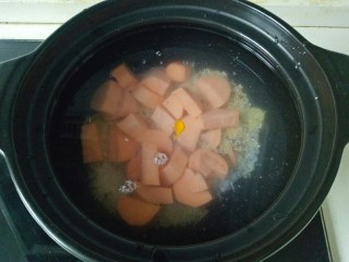 红薯南瓜粥,加入红薯块