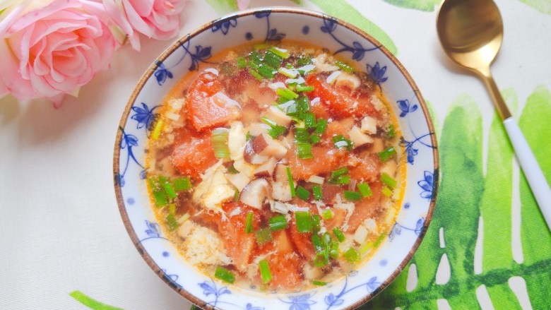 西红柿香菇汤,好吃看得见