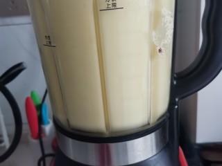 香浓玉米汁,破壁煮熟后加牛奶