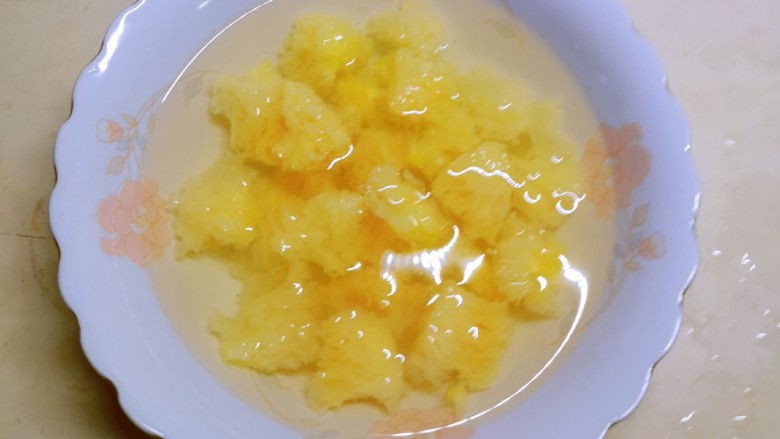 冬瓜鸡蛋汤,泡发后撕成小朵。