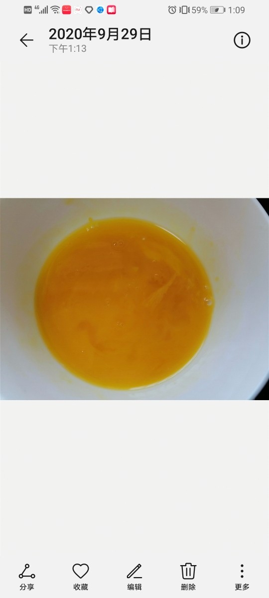 冬瓜鸡蛋汤,将蛋液搅打均匀