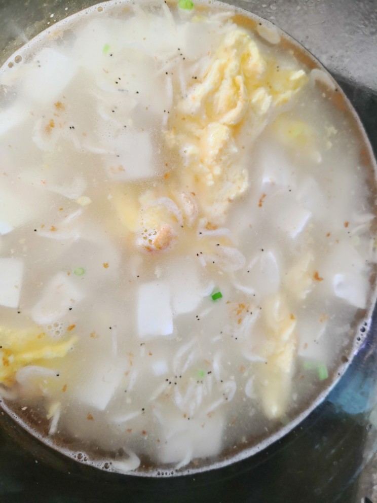 白菜豆腐汤,搅拌均匀