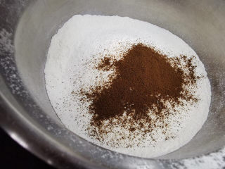 万圣节的南瓜派对,加入咖啡粉