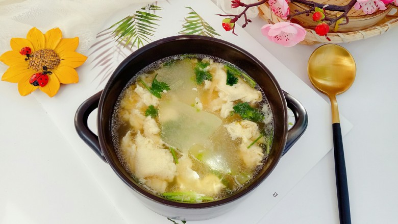 冬瓜鸡蛋汤,食材虽然简单，味道不差啊！