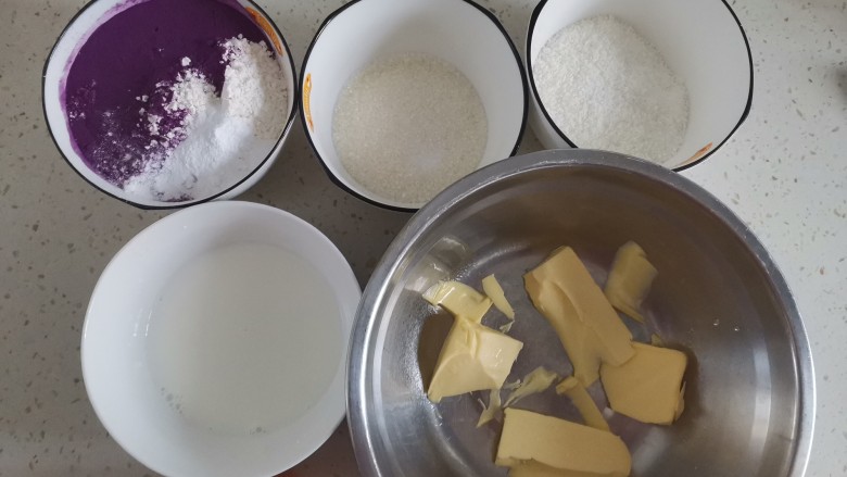 紫薯椰蓉饼干,准备食材备用