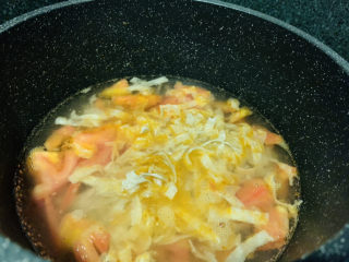 番茄豆腐汤,加入鱼面
