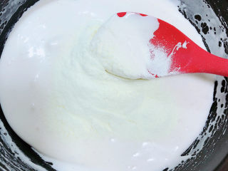 奶枣,棉花糖完全融化后放奶粉。