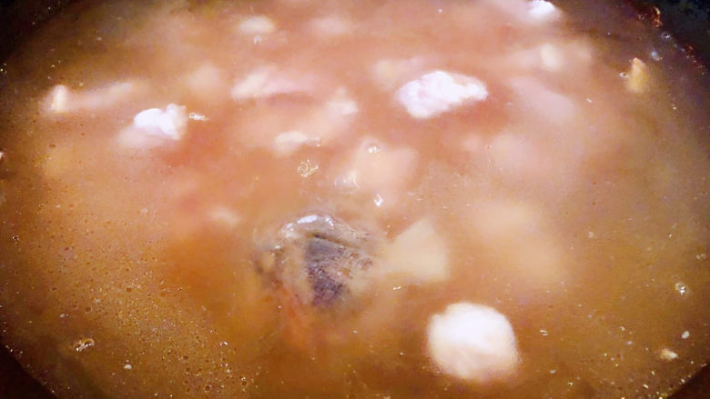 酸菜羊肉,羊肉炖至八成熟看着浓浓的汤汁太棒了