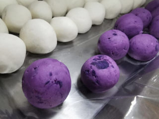 养生山药紫薯汤圆,山药与紫薯汤圆生胚