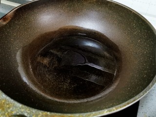 干锅茶树菇,起锅烧油