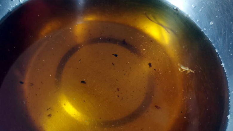茶树菇炖鸡汤,泡茶树菇的水留着