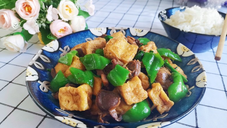油豆腐炒青椒,成品图！