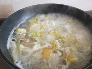 白菜丸子汤,肉丸子浮起就可以了。