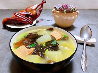 冬瓜海带汤,这是一碗营养丰富又健康的美味汤哦