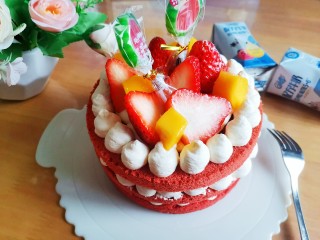 红丝绒草莓🍓裸蛋糕,成品图！