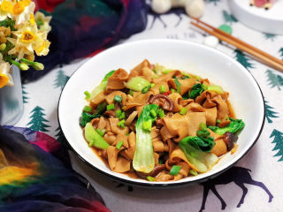 红烧豆腐皮➕香菇青菜烧豆腐皮,成品