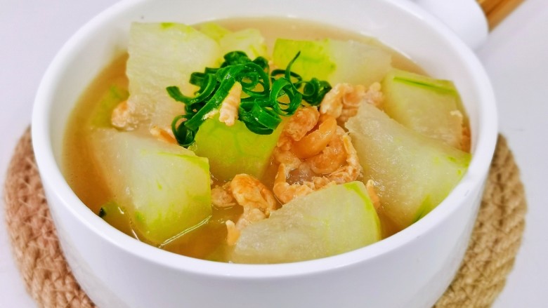 冬瓜虾米汤,简单快手，营养又补钙。