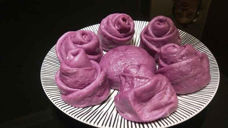 紫薯花卷,成品图