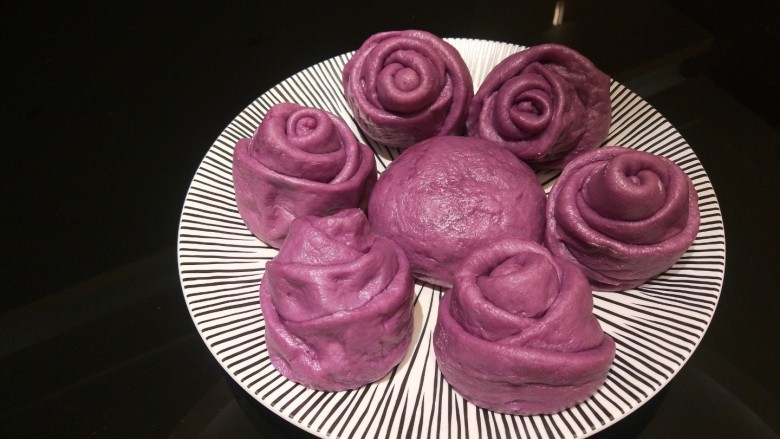 紫薯花卷,成品图