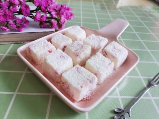 草莓奶冻,成品图！