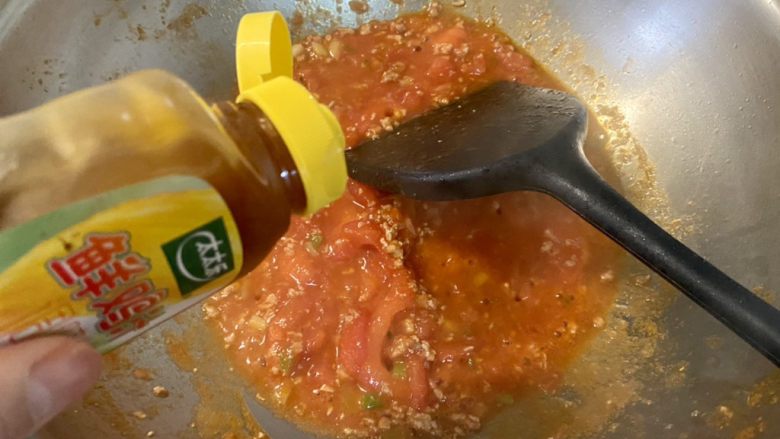 西红柿炒土豆片➕肉末番茄土豆片,加入半茶匙鸡汁