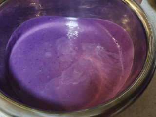 紫薯发糕,紫薯糊