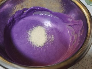 紫薯发糕,加酵母粉